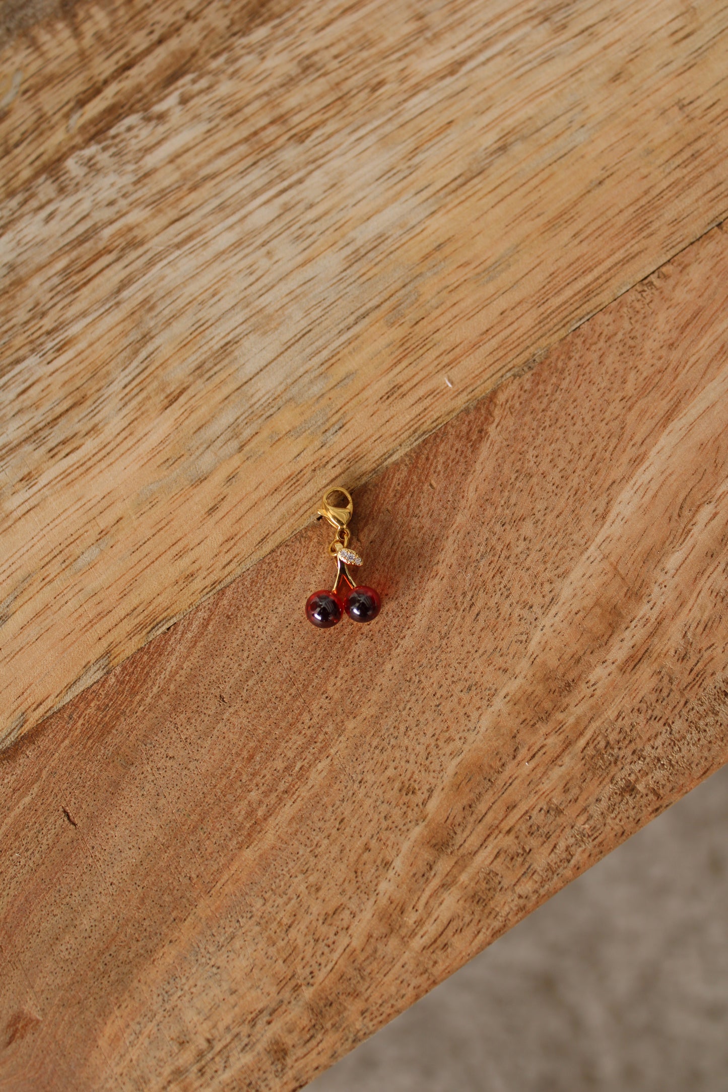 Charm Cerise