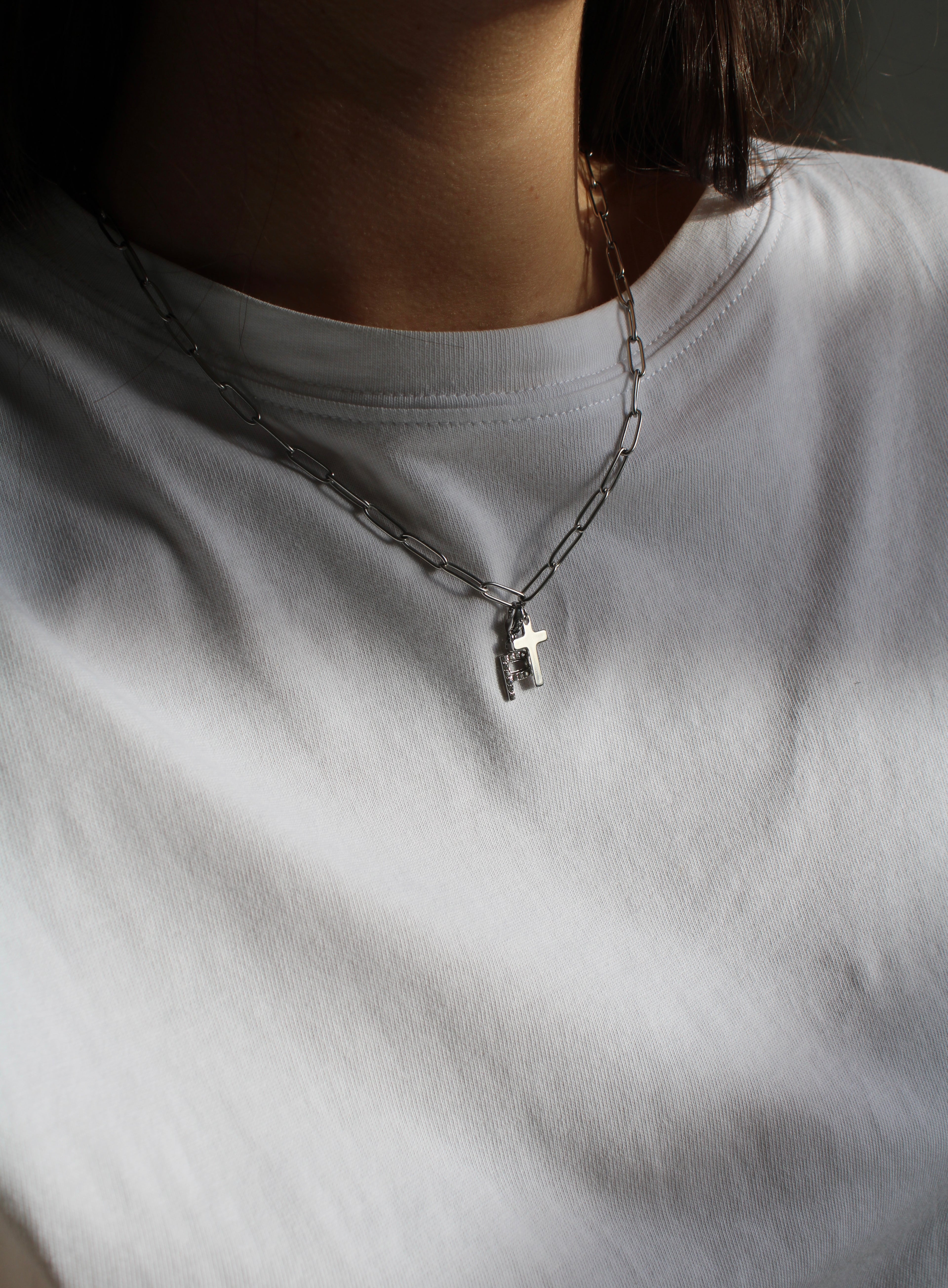 Collier Vénus | 1 initiale + 1 breloque