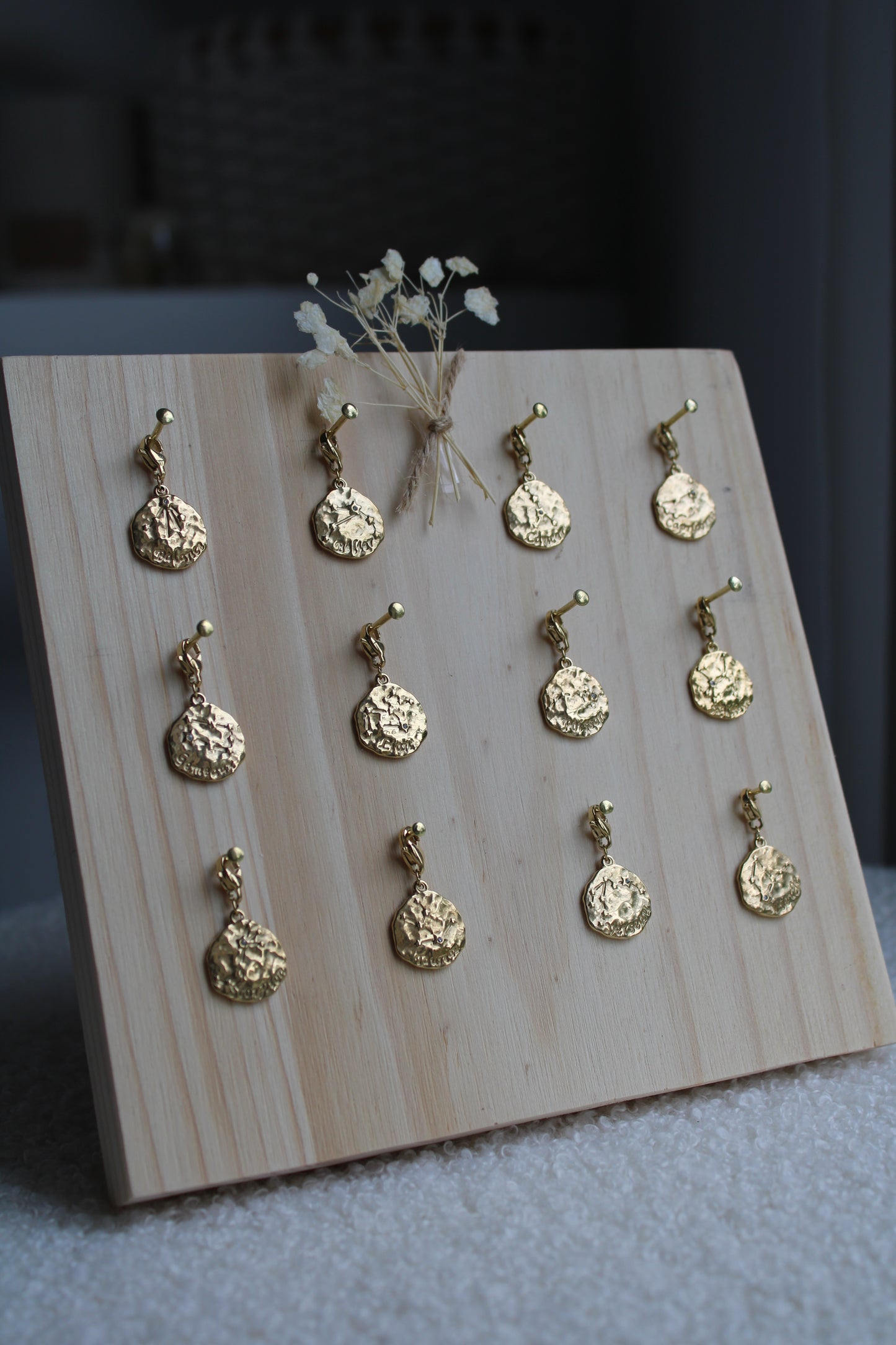 Charms Astro